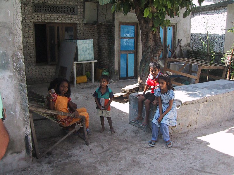 Multidimensional Poverty in the Maldives