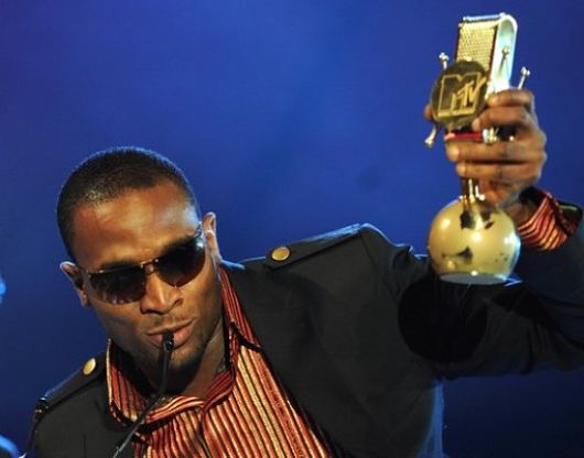 dbanj_fights_poverty